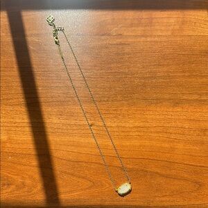 Kendra Scott iconic necklace